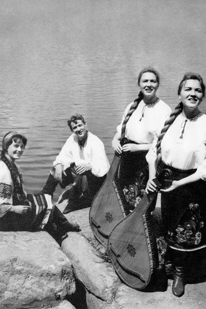 Світлана Волошина, Микола Одиноких, сестри Ткачук, 1967 р.